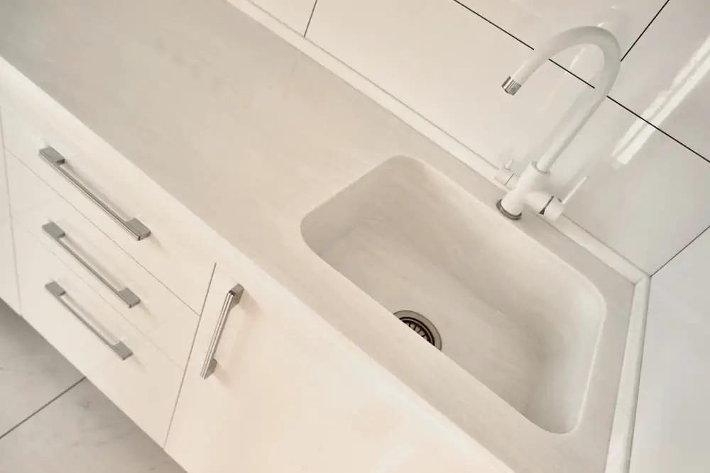 Custom-Made Kitchen Sinks kitchen sink ideas