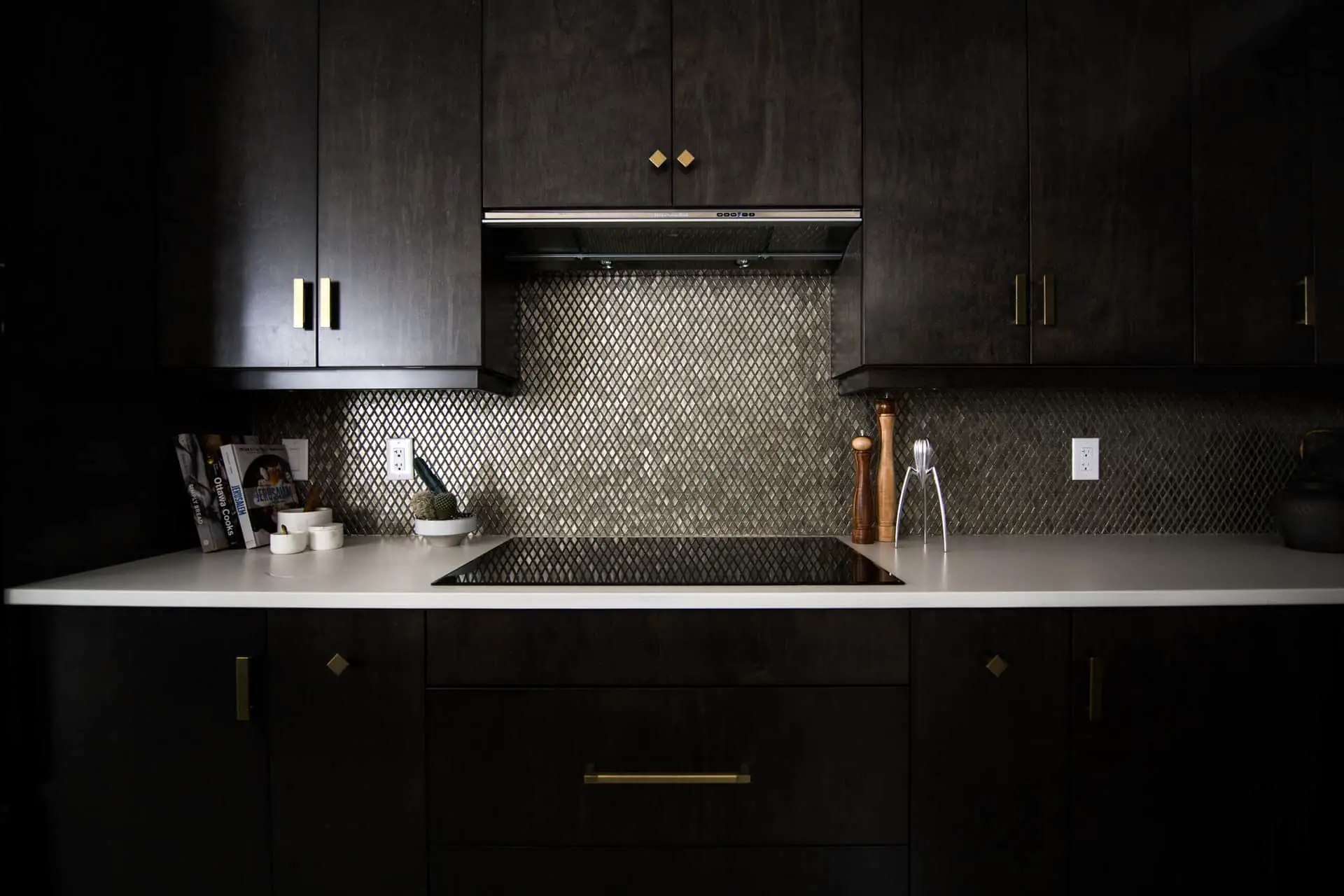 Dark Wood kitchen cabinet color ideas