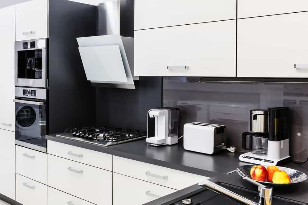 Glossy White modern kitchen ideas