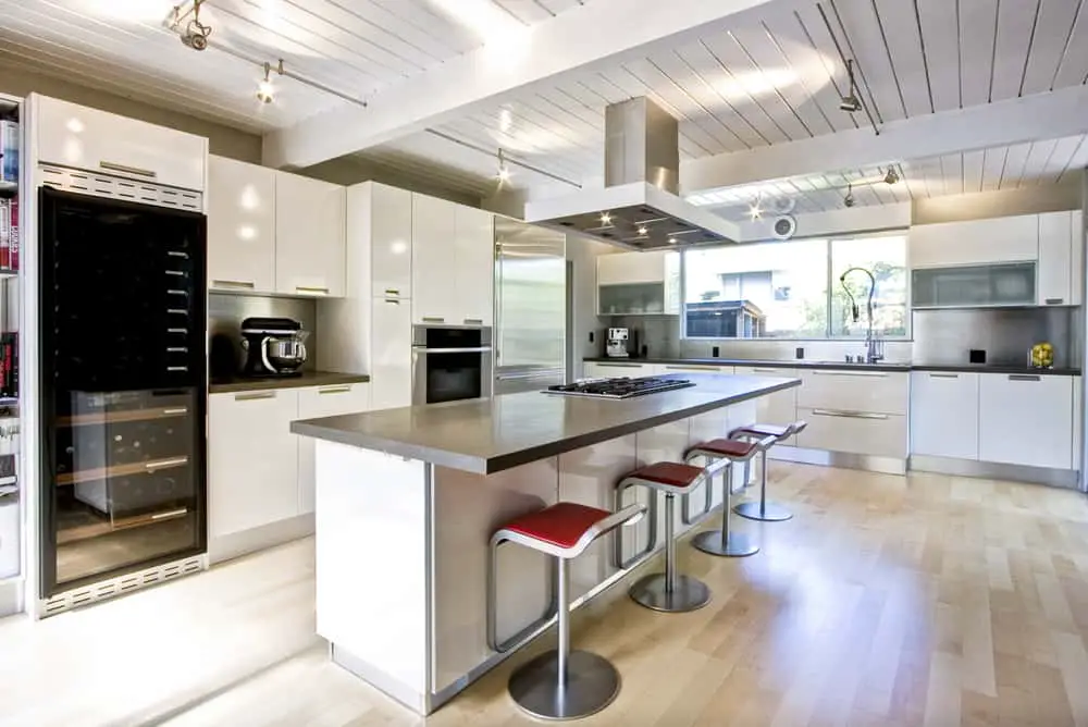 Stunning Chef's Kitchen modern kitchen ideas
