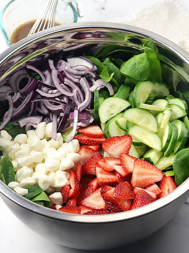 Strawberry Spinach Salad