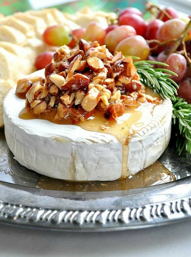 Honey Almond Baked Brie