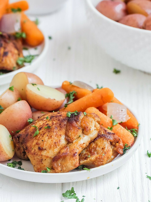 Slow Cooker Chicken Thighs and Potatoes