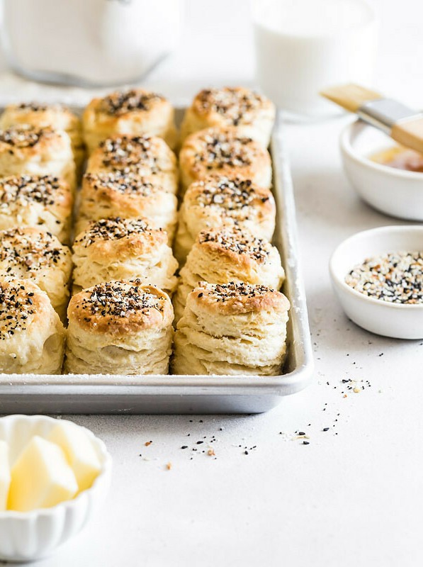 Mini Everything Bagel Buttermilk Biscuits