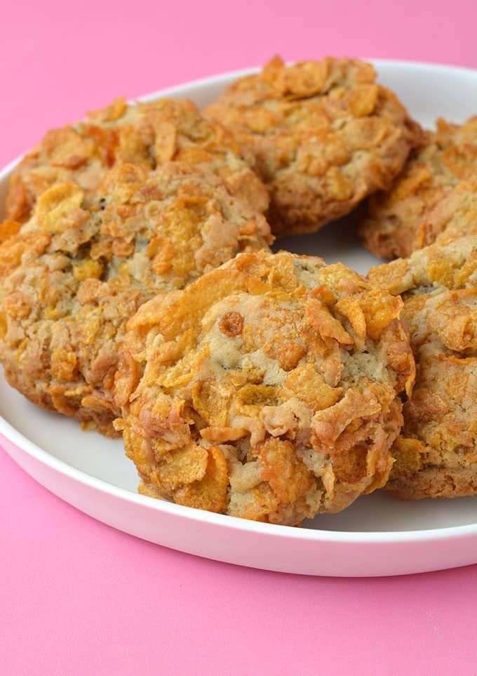 Flourless Peanut Butter Oatmeal Chocolate Chip Cookies