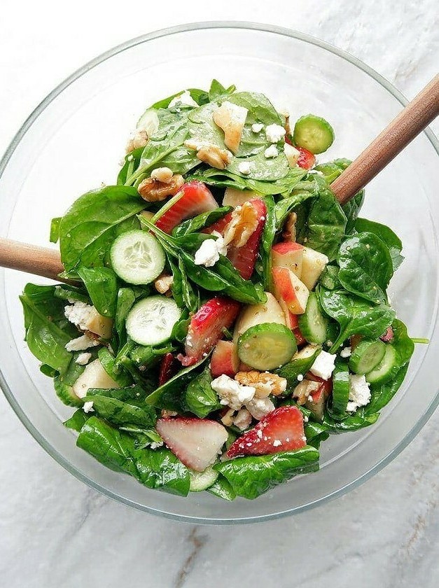 Strawberry Cucumber Spinach Salad