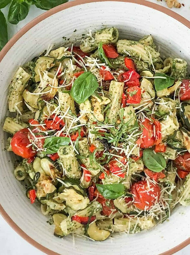 Easy Veggie Pesto Pasta