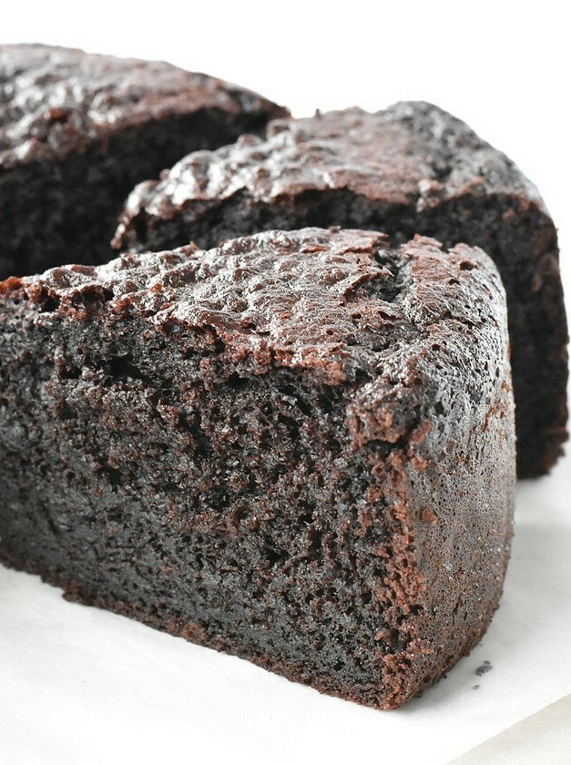 One Bowl Moist Chocolate Cake