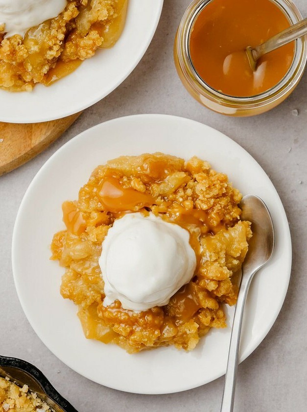 Salted Caramel Apple Crumble