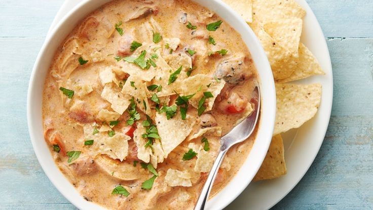 Slow Cooker Chicken Tortilla Soup