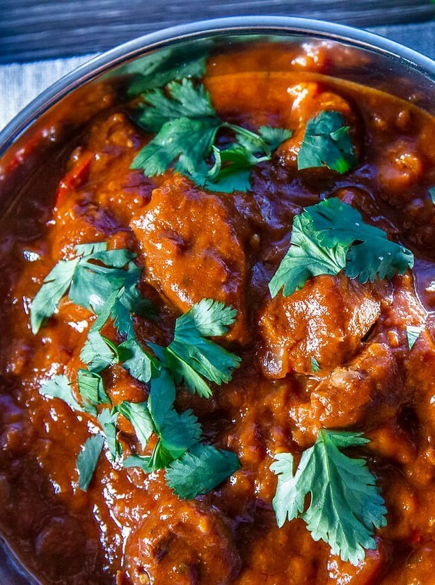 Slow Cooker Lamb Rogan Josh