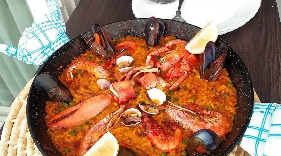7 Mares Paella