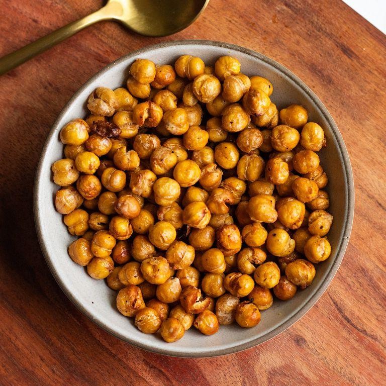 Air Fryer Salt and Vinegar Chickpeas
