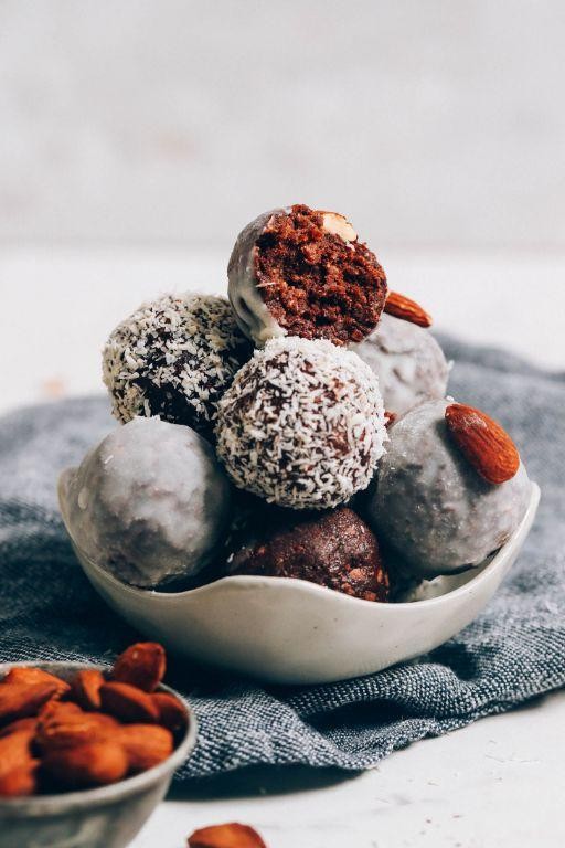 Almond Joy Munchkins