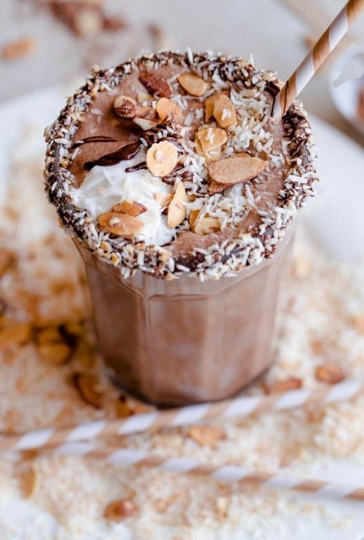 Almond Joy Smoothie