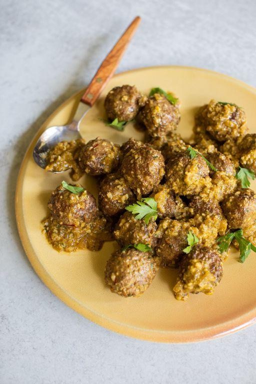 Almond and Parsley Vegetarian Meatballs