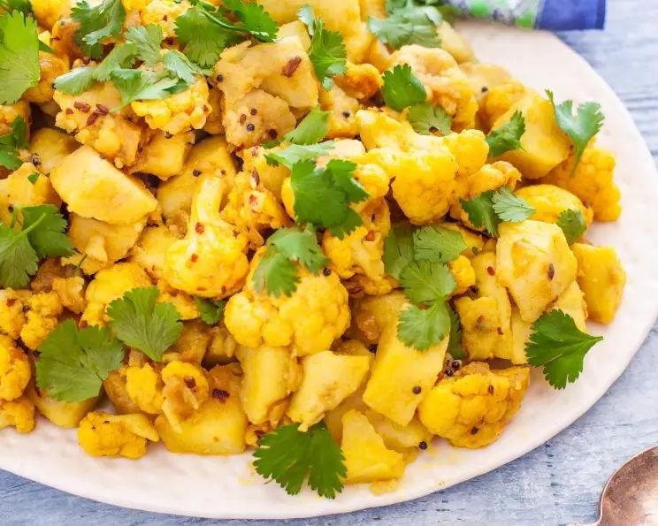 Aloo Gobi (Potato and Cauliflower Curry)