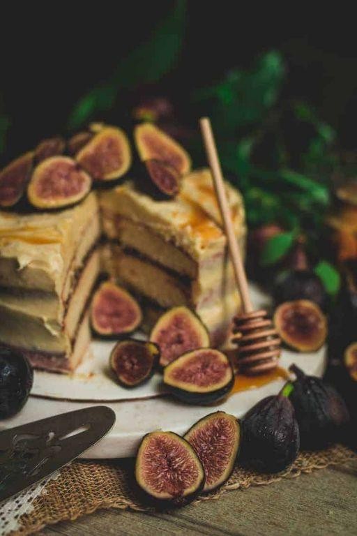 Angel Food Cake with Honey and Figs