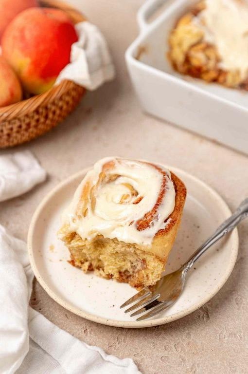 Apple Cinnamon Rolls