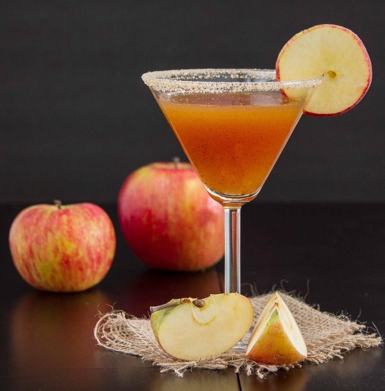 Apple Pie Martini