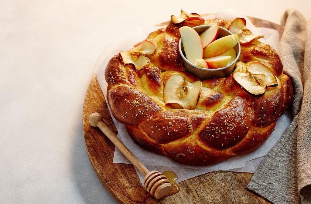 Apple and Honey Challah