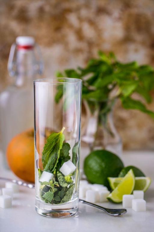 Asian Pear and Mint Infused Water