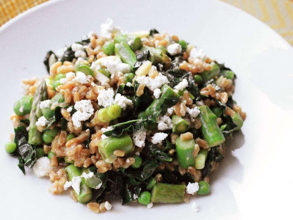 Asparagus and Farro Salad with Herbs