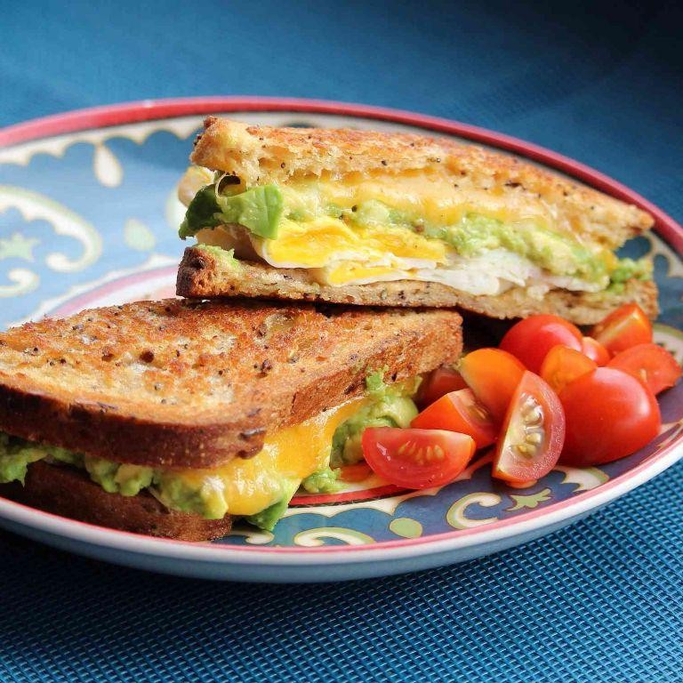 Avocado and Egg Breakfast Sandwich