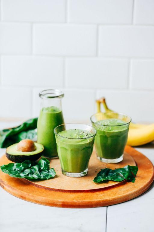 Avocado and Kale Smoothie