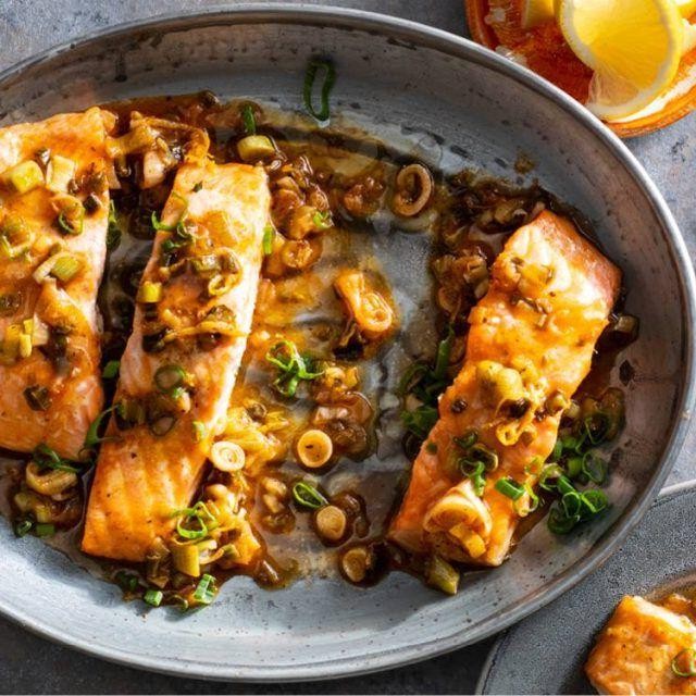 Baked Spicy Salmon with Lemon Butter Sauce