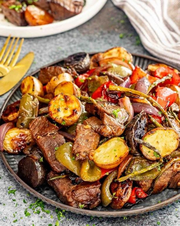 Balsamic Glazed Sirloin Steak with Roasted Vegetables