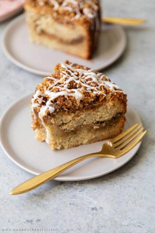 Banana Nut Crumb Cake