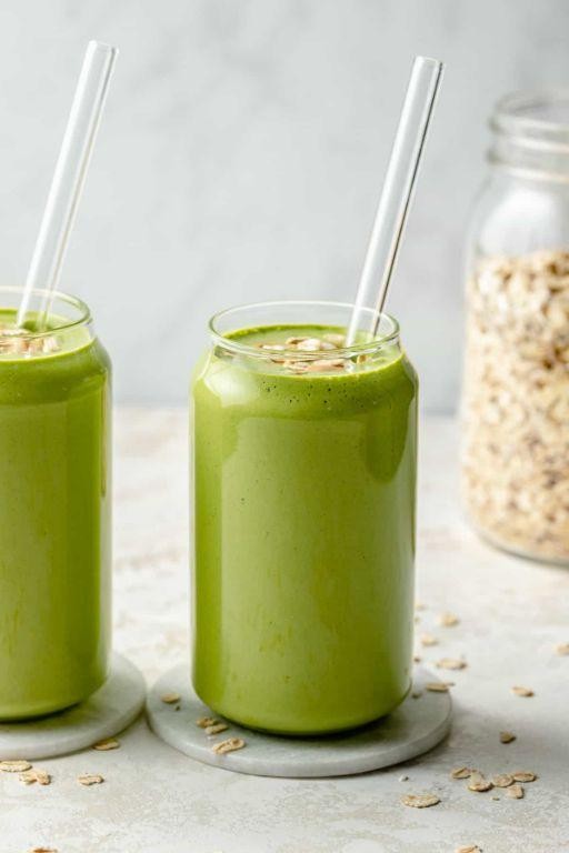Banana and Spinach Detox Smoothie