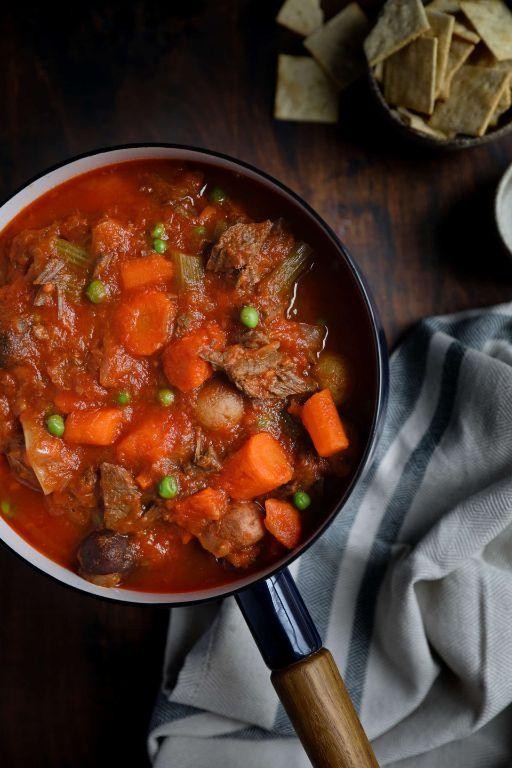 Beef Stew with Diced Tomatoes and Carrots