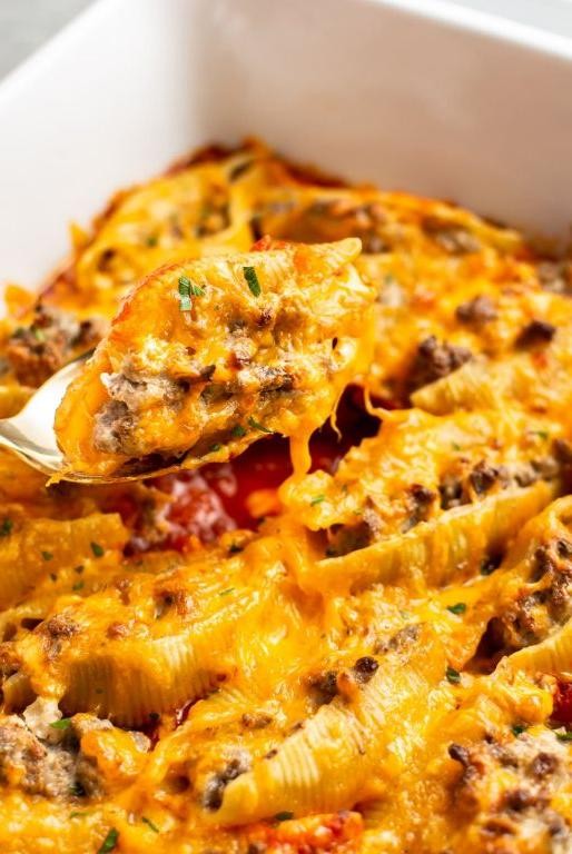 Beef and Cheese Stuffed Shells