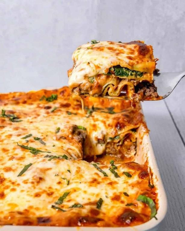 Beef and Spinach Lasagna