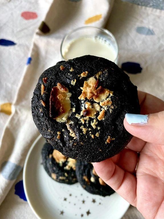 Black Cocoa Powder Cookies