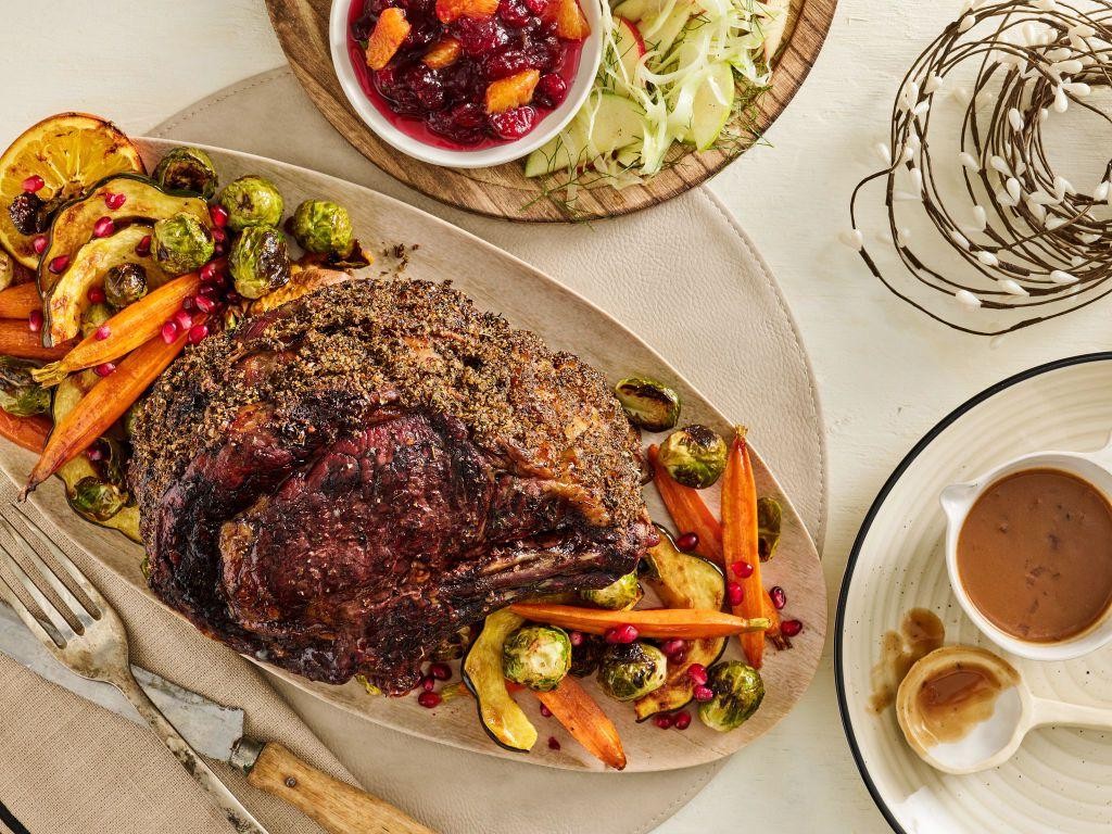 Bone-In Rib Roast with Red Wine Reduction