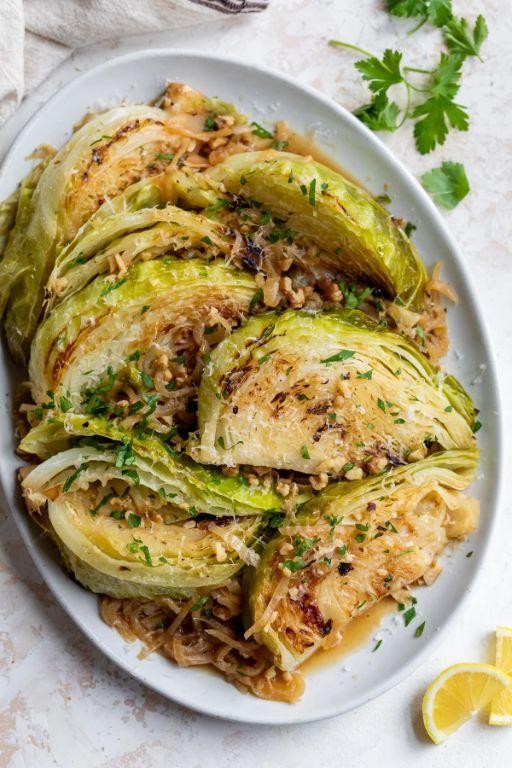 Braised Cabbage with Garlic and Thyme