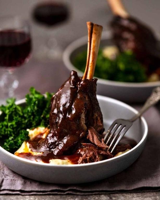Braised Lamb Shanks with Red Wine Sauce