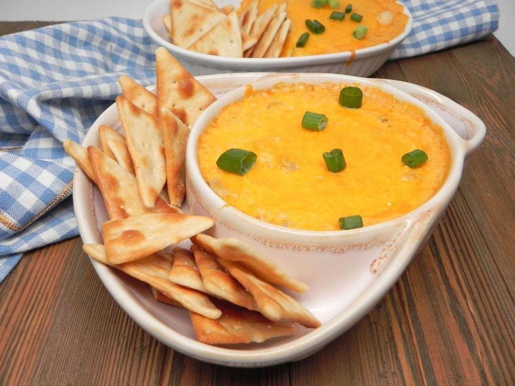 Buffalo Chicken Dip with Sour Cream