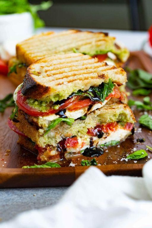 Caprese Sparkling Sandwich with Balsamic Glaze