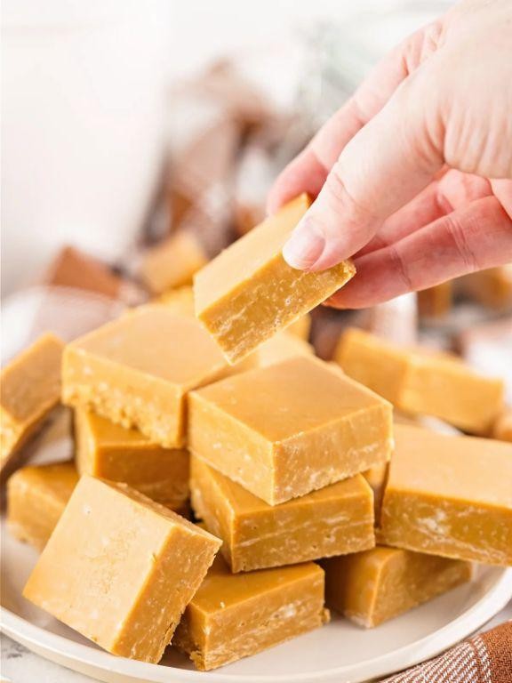 Caramel Bits Fudge