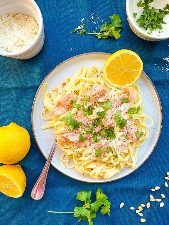 Carbonara with Smoked Salmon and Dill