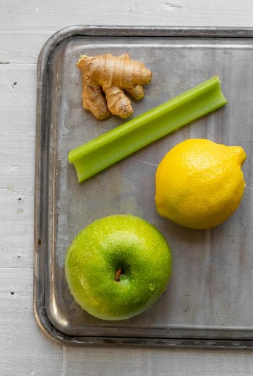 Celery Apple Ginger Juice