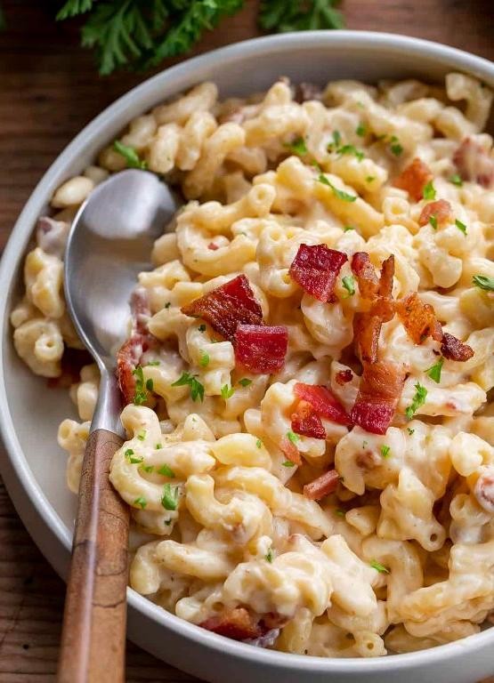 Cheesy Bacon Macaroni