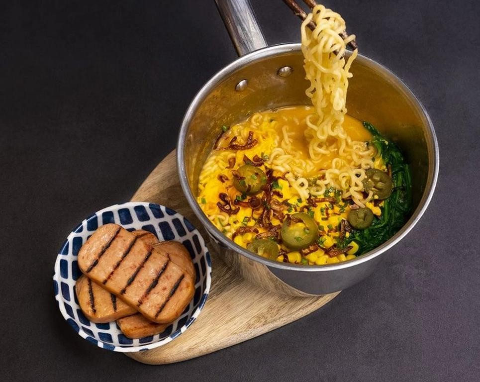 Cheesy Ramen with Jalapenos