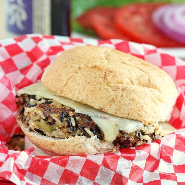 Cheesy Wild Rice and Spinach Burgers