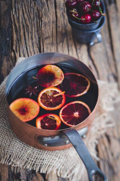 Cherry Vanilla Mulled Wine