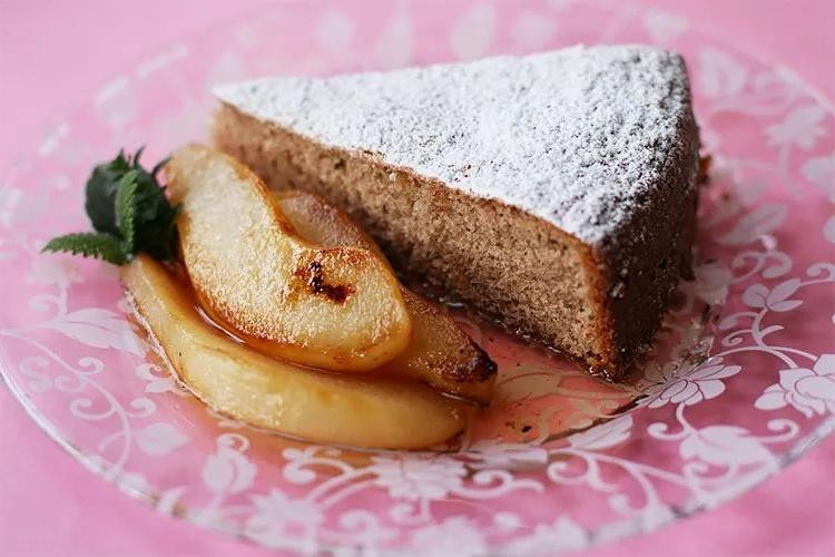 Chestnut Flour Cake